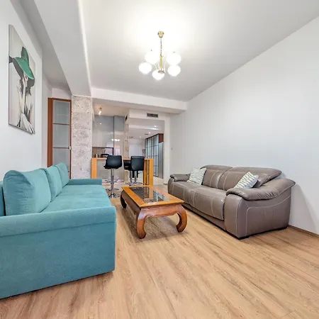 Rynek Prestige By Bookinghost Βρότσλαβ