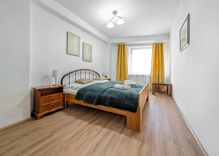 Rynek Prestige By Bookinghost *